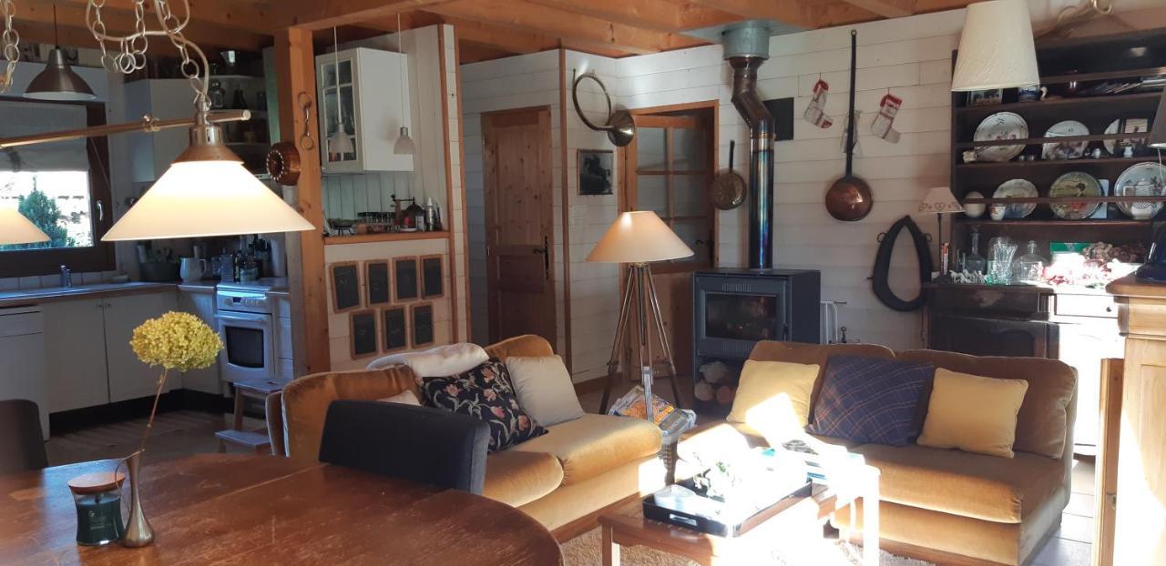 Сasa de vacaciones La Maison Bois *